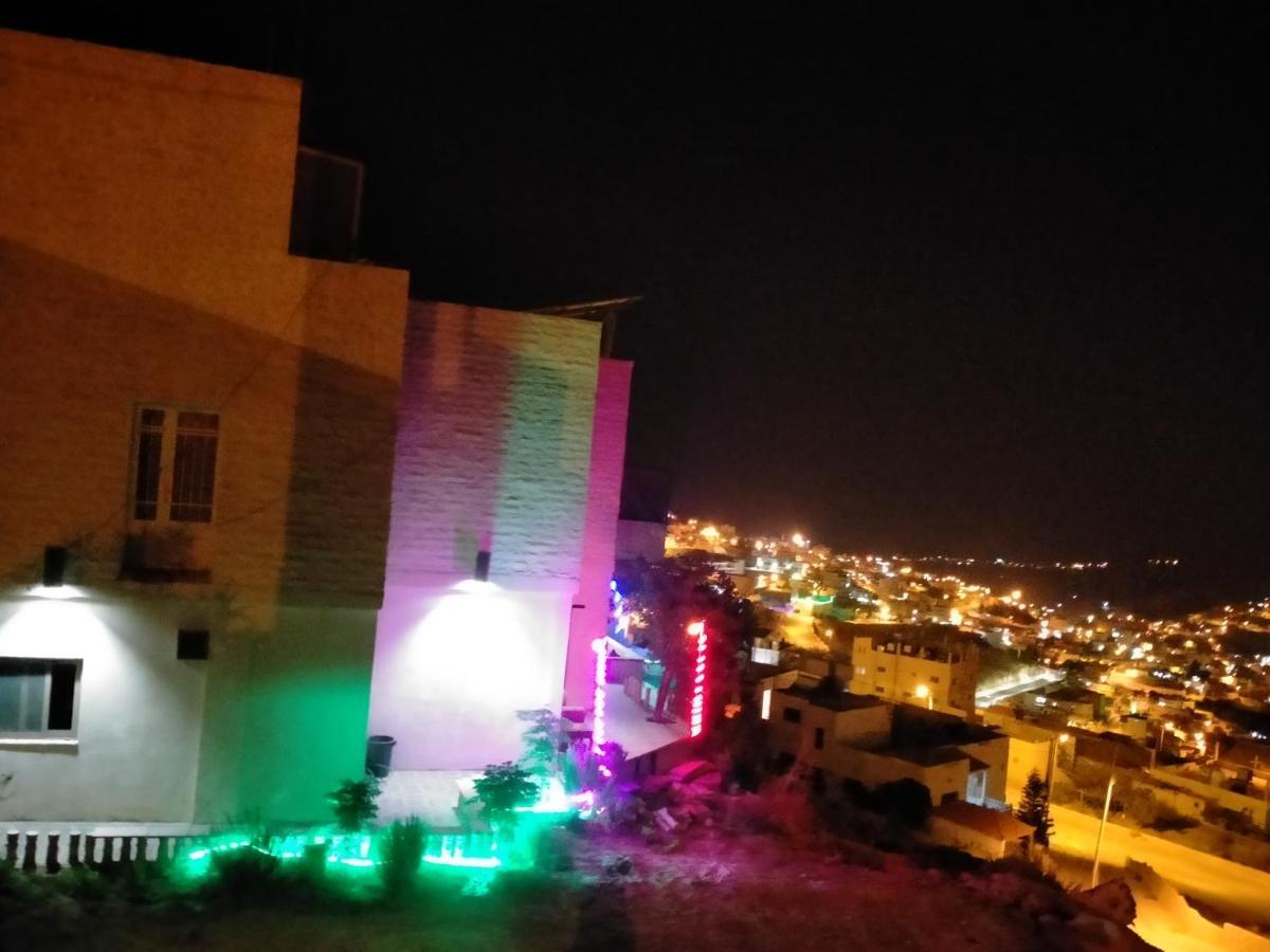Ameer Apartment Wadi Musa Exterior foto
